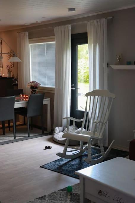 Cosy, Homely House With A Large Courtyard Saarenkylä エクステリア 写真